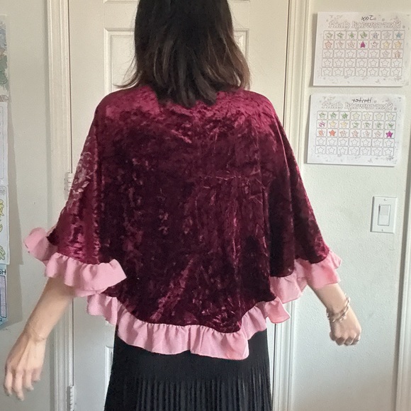 Boho Burgundy Velvet Floral Embroidered Ruffle Detail Kimono Cardigan - Picture 8 of 16